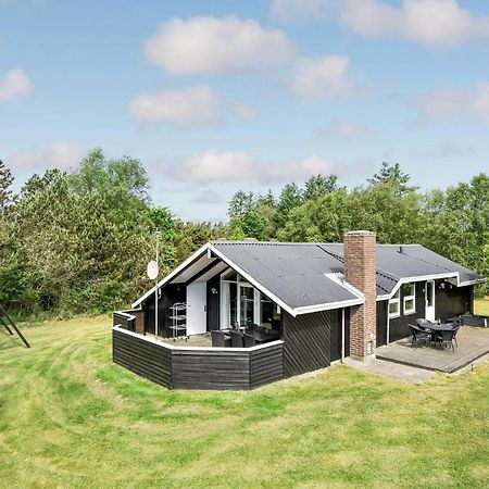 Amazing Home In Blavand With Wifi Exterior photo