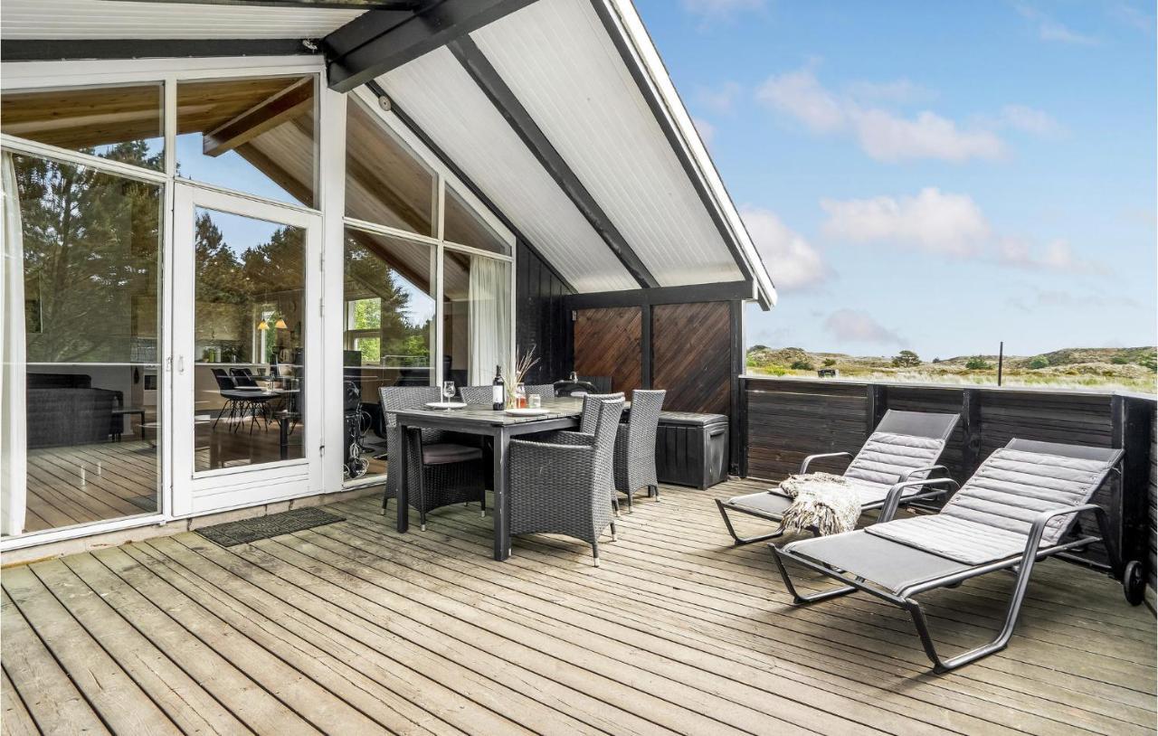 Amazing Home In Blavand With Wifi Exterior photo