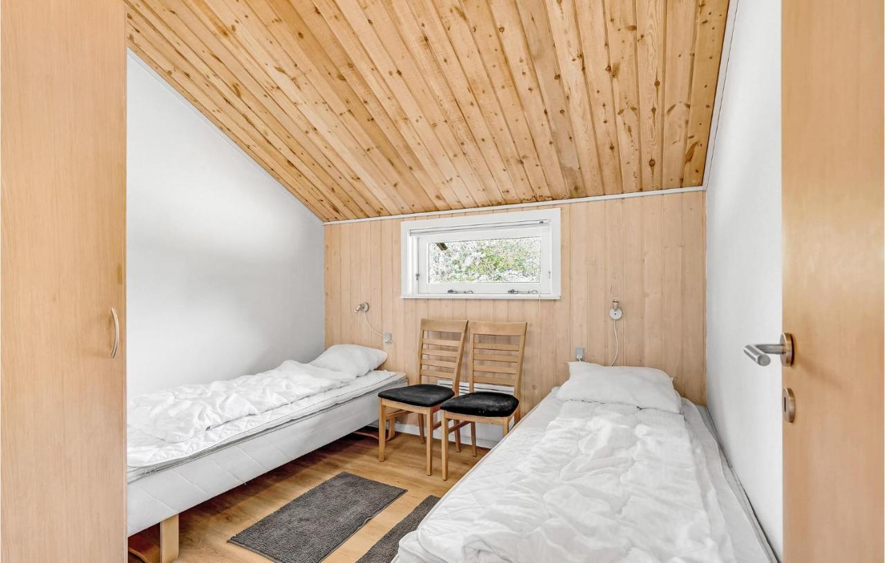 Amazing Home In Blavand With Wifi Exterior photo